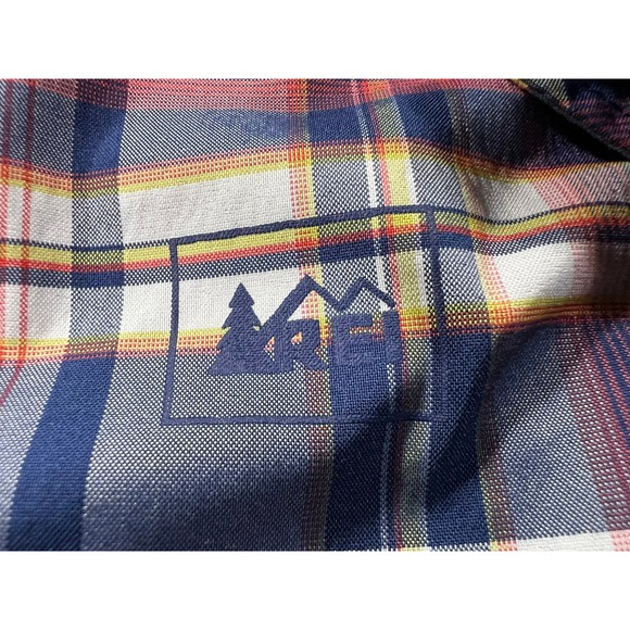 REI Co-op Women's Medium Blue Plaid Button Up Vented Hiking Shirt Roll Tab L/S - Picture 8 of 11